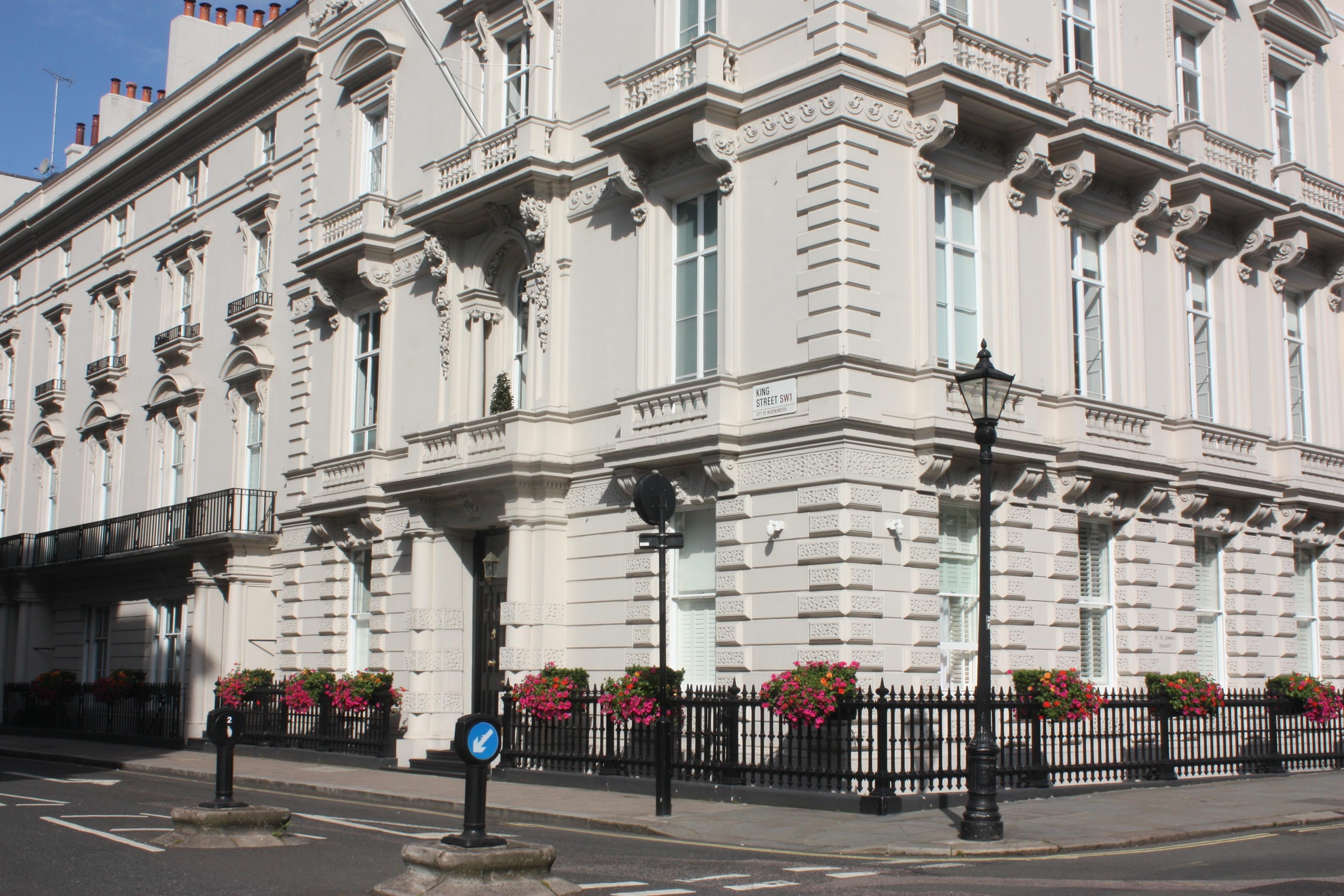 2 King Street